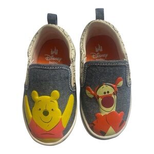 Disney Baby Kids' Winnie the Pooh & Tigger Slip-On Shoes - Size 4 Toddler